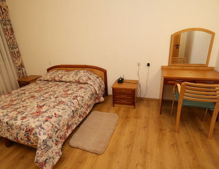 Люкс высшей категории 2-местный 2-комнатный корп.5 - Пансионат «Крымская весна»